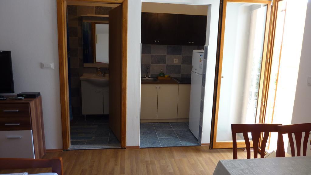 Studio Apartments Izabela Vodice Oda fotoğraf